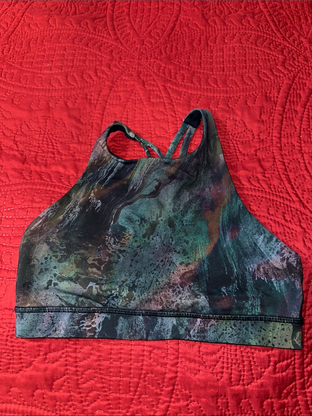 Lululemon High Neck sports bra size 6